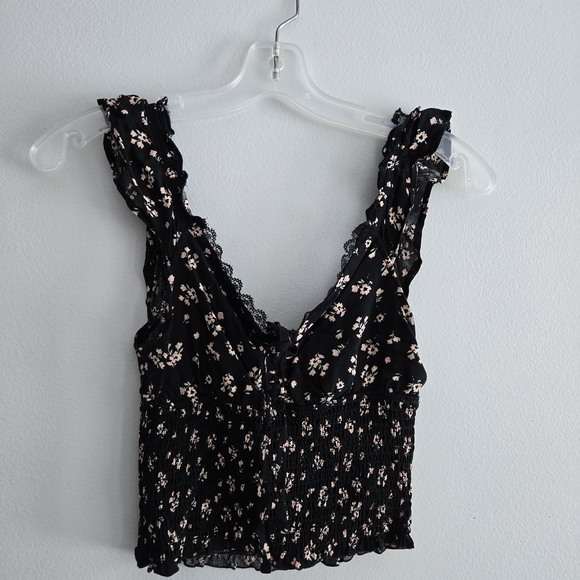 Streetwear Society Tops - Streetwear Society Black Floral Top